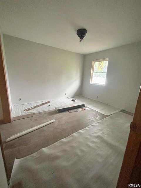 Tiny photo for 207 BAKER Drive, Metropolis, IL 62960 (MLS # EB460457)