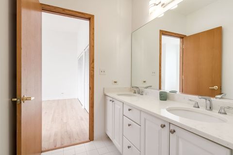 Tiny photo for 910 S Michigan Avenue #1908, Chicago, IL 60605 (MLS # 12556714)