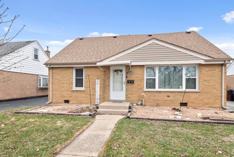 Photo of 4614 W 115th Place, Alsip, IL 60803 (MLS # 12588351)