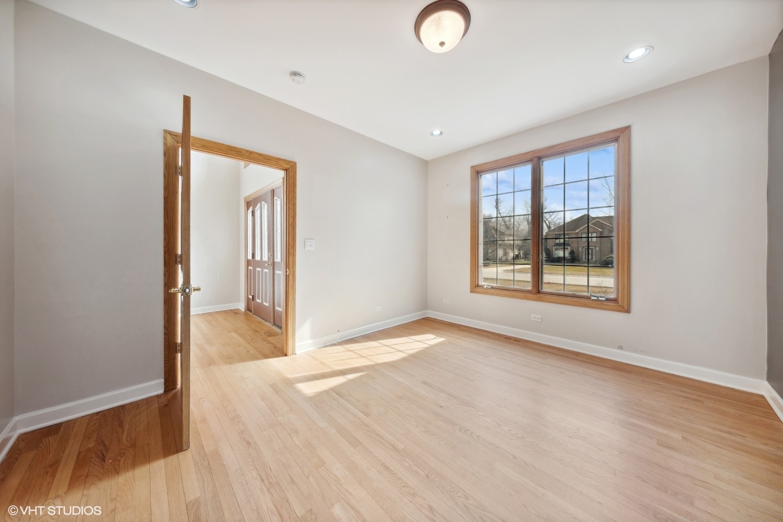 17W234 Massel Court