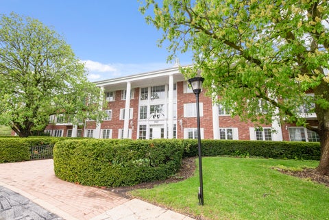 Photo of 3427 Vollmer Road #309, Flossmoor, IL 60422 (MLS # 12745239)