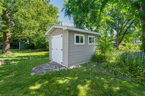 Tiny photo for 831 S Wisconsin Avenue, Villa Park, IL 60181 (MLS # 12689403)
