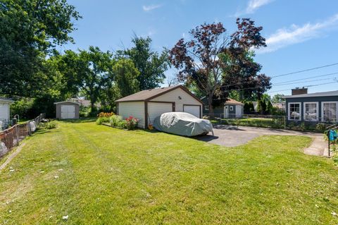 Tiny photo for 831 S Wisconsin Avenue, Villa Park, IL 60181 (MLS # 12689403)