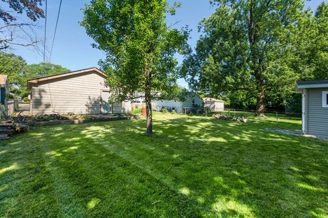 Tiny photo for 831 S Wisconsin Avenue, Villa Park, IL 60181 (MLS # 12689403)