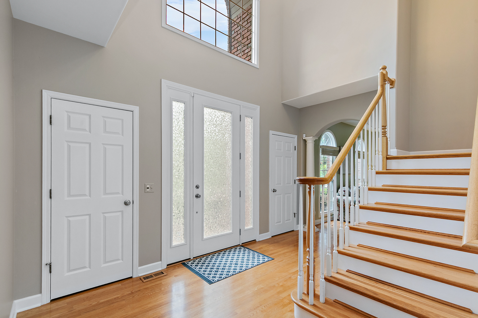 2212 Glouceston Lane