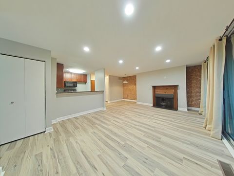 Tiny photo for 5950 Oakwood Drive #1G, Lisle, IL 60532 (MLS # 12507599)