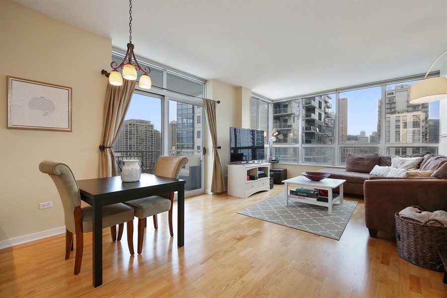 330 W Grand Avenue 1706