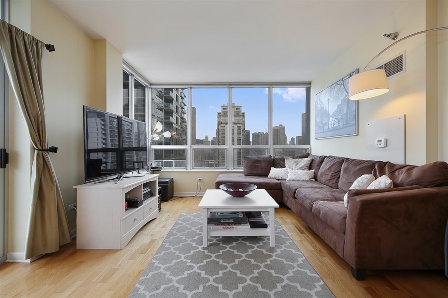 330 W Grand Avenue 1706