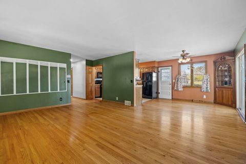 Tiny photo for 403 W Somonauk Street, Yorkville, IL 60560 (MLS # 12471625)