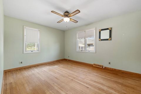 Tiny photo for 403 W Somonauk Street, Yorkville, IL 60560 (MLS # 12471625)
