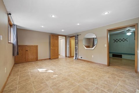 Tiny photo for 403 W Somonauk Street, Yorkville, IL 60560 (MLS # 12471625)