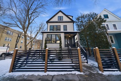 Photo of Chicago, IL 60625 (MLS # 12544808)