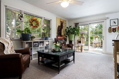 Tiny photo for 233 N CALVIN PARK Boulevard, Rockford, IL 61107 (MLS # 12491131)