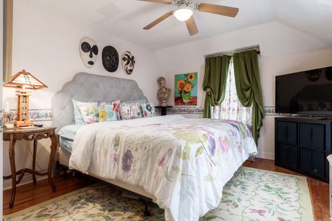 Tiny photo for 233 N CALVIN PARK Boulevard, Rockford, IL 61107 (MLS # 12491131)