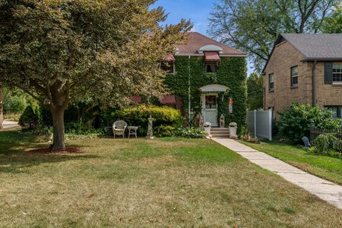 Tiny photo for 233 N CALVIN PARK Boulevard, Rockford, IL 61107 (MLS # 12491131)