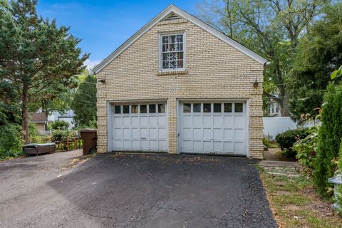 Tiny photo for 233 N CALVIN PARK Boulevard, Rockford, IL 61107 (MLS # 12491131)