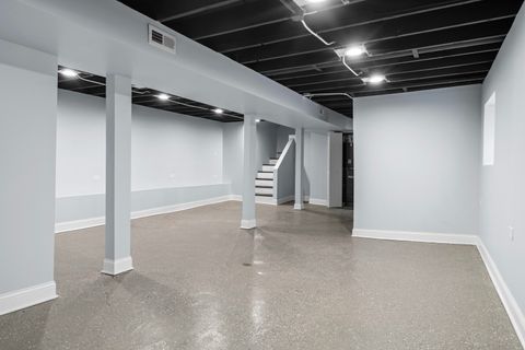 Tiny photo for 10151 S Avenue M, Chicago, IL 60617 (MLS # 12626806)