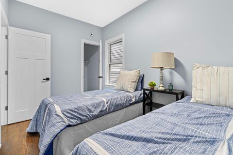 Tiny photo for 10151 S Avenue M, Chicago, IL 60617 (MLS # 12626806)