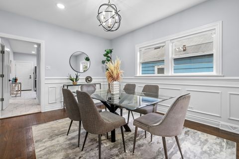 Tiny photo for 10151 S Avenue M, Chicago, IL 60617 (MLS # 12626806)