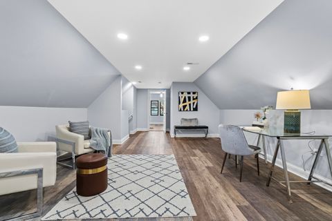 Tiny photo for 10151 S Avenue M, Chicago, IL 60617 (MLS # 12626806)