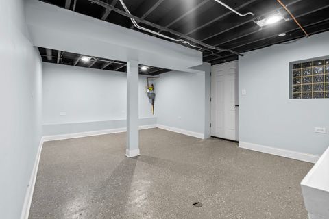Tiny photo for 10151 S Avenue M, Chicago, IL 60617 (MLS # 12626806)