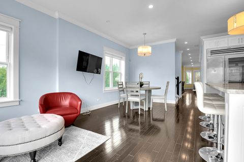 Tiny photo for 5838 N Sacramento Avenue, Chicago, IL 60659 (MLS # 12443890)