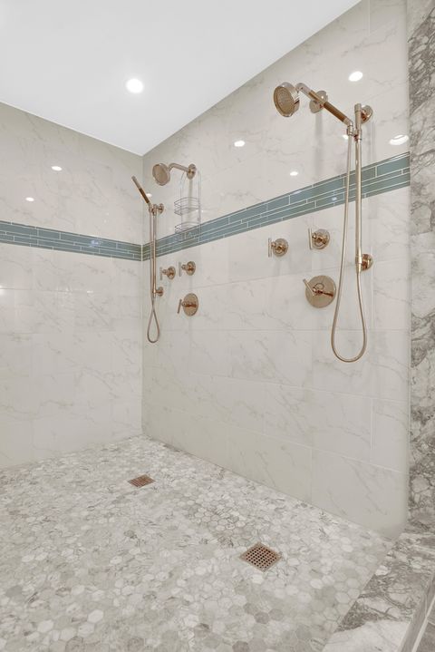 Tiny photo for 5838 N Sacramento Avenue, Chicago, IL 60659 (MLS # 12443890)