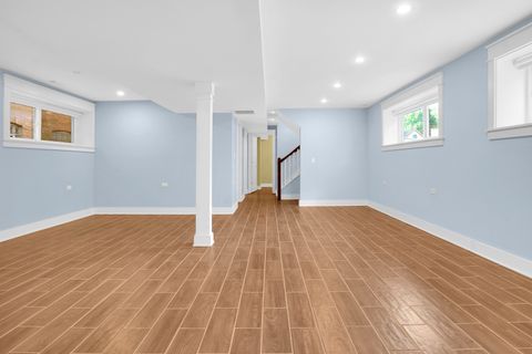 Tiny photo for 5838 N Sacramento Avenue, Chicago, IL 60659 (MLS # 12443890)