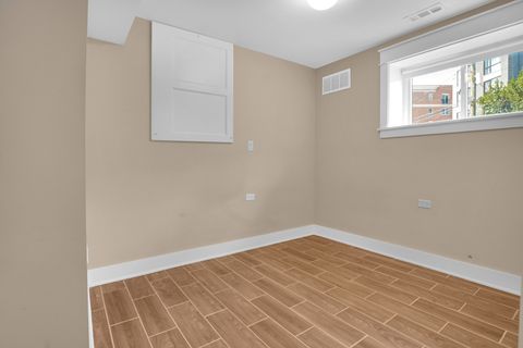 Tiny photo for 5838 N Sacramento Avenue, Chicago, IL 60659 (MLS # 12443890)