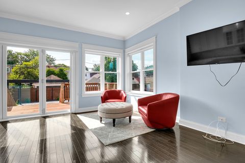 Tiny photo for 5838 N Sacramento Avenue, Chicago, IL 60659 (MLS # 12443890)