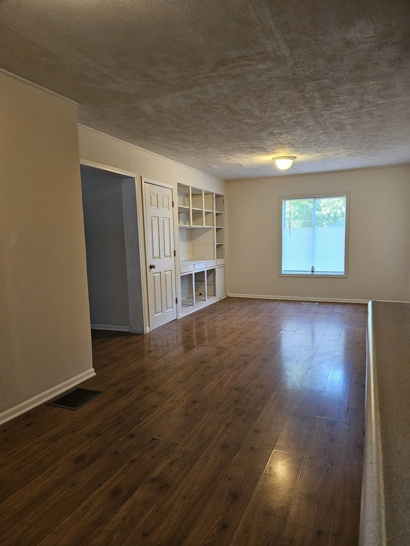 105 N 7th Street