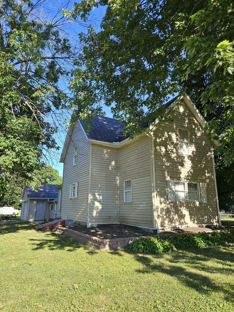 105 N 7th Street