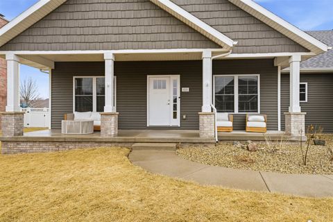 Tiny photo for 404 Victoria Drive, Washington, IL 61571 (MLS # 12584363)