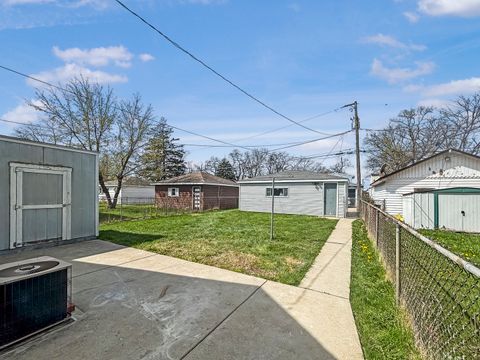 Tiny photo for 34 47th Avenue, Bellwood, IL 60104 (MLS # 12619858)