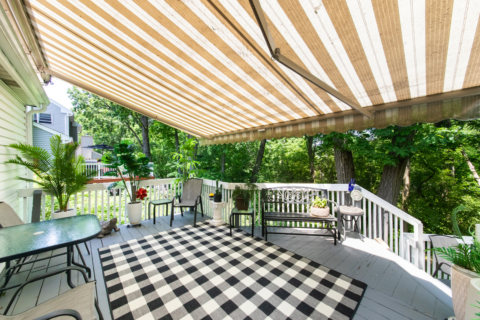 772 Red Oak Drive