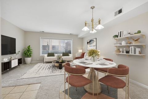 Tiny photo for 7320 LAKE Street #1A, River Forest, IL 60305 (MLS # 12525450)