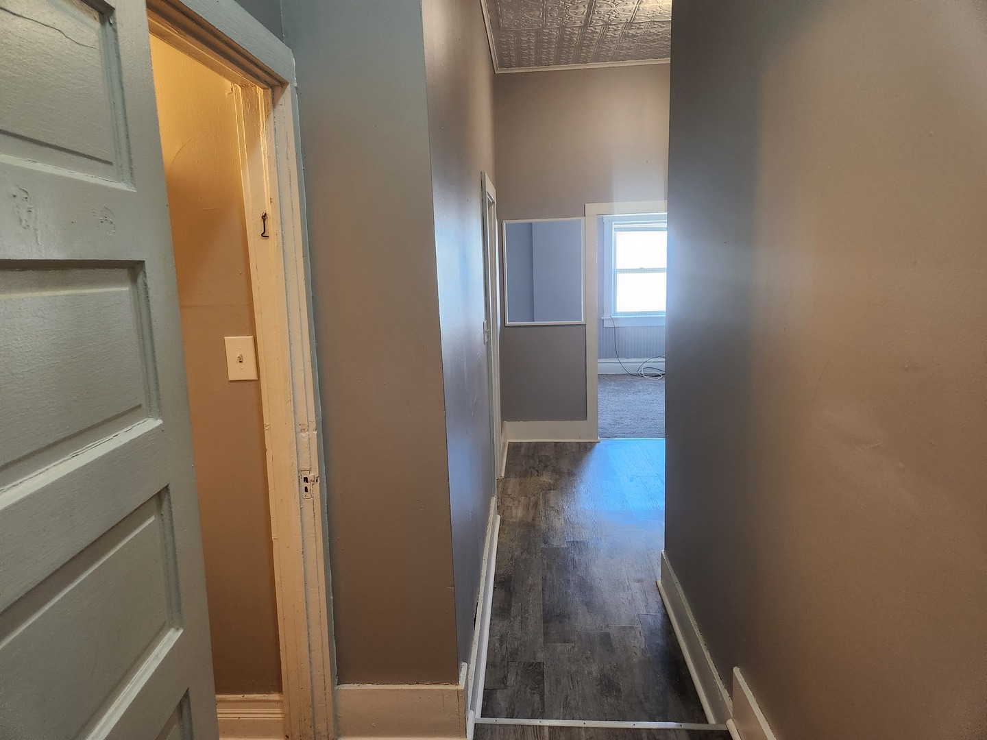 105 E Lincoln Avenue