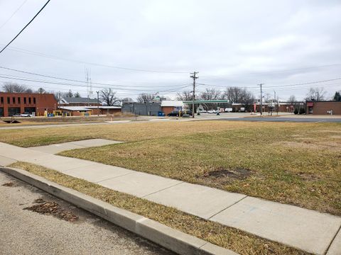 Tiny photo for 1612 5th Street, Peru, IL 61354 (MLS # 12586876)