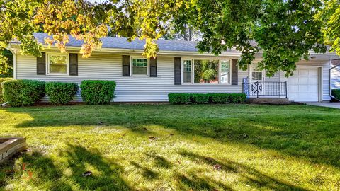 Tiny photo for 2106 Cedar Avenue, Mendota, IL 61342 (MLS # 12482720)