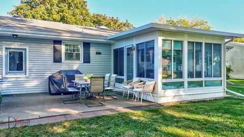 Tiny photo for 2106 Cedar Avenue, Mendota, IL 61342 (MLS # 12482720)