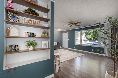Tiny photo for 2106 Cedar Avenue, Mendota, IL 61342 (MLS # 12482720)