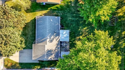 Tiny photo for 2106 Cedar Avenue, Mendota, IL 61342 (MLS # 12482720)