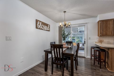 Tiny photo for 2106 Cedar Avenue, Mendota, IL 61342 (MLS # 12482720)