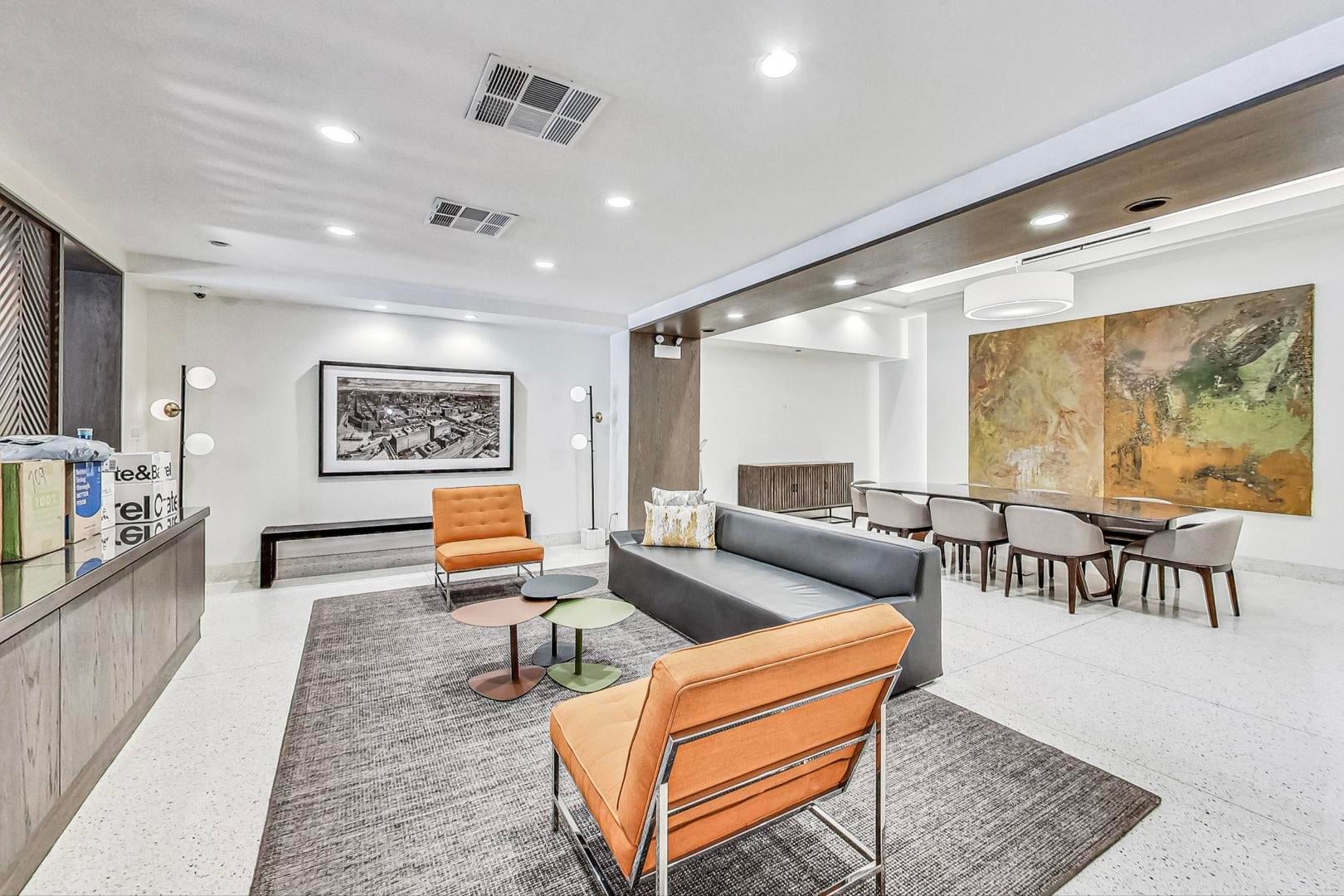 165 N Canal Street 1426