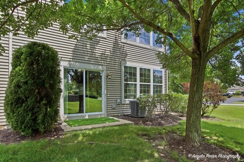 Tiny photo for 430 S Jade Lane, Round Lake, IL 60073 (MLS # 12731964)