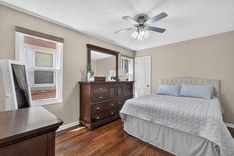 Tiny photo for 6365 N Mobile Avenue, Chicago, IL 60646 (MLS # 12681343)