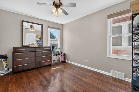 Tiny photo for 6365 N Mobile Avenue, Chicago, IL 60646 (MLS # 12681343)