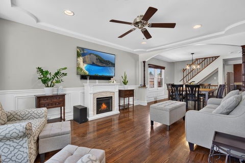 Tiny photo for 6365 N Mobile Avenue, Chicago, IL 60646 (MLS # 12681343)
