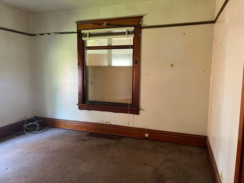 Tiny photo for 801 S Warren Street, Peoria, IL 61605 (MLS # 12351098)