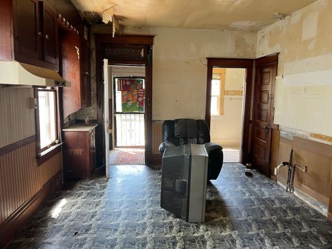 Tiny photo for 801 S Warren Street, Peoria, IL 61605 (MLS # 12351098)